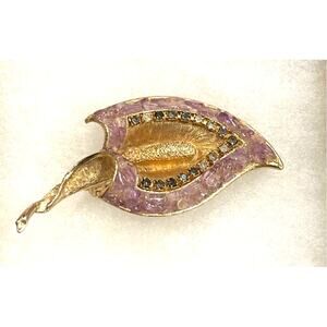 * RARE* Amethyst Crystals and Rhinestone Gold Tone Cala Lily Brooch, unsigned